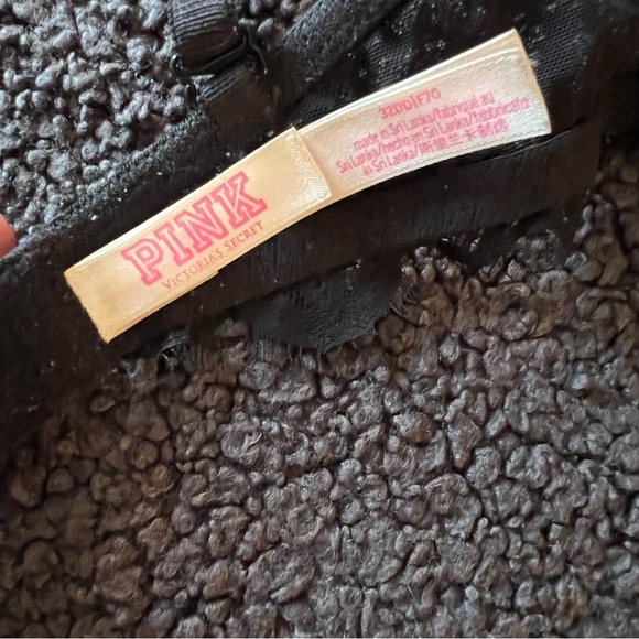 PINK | Lightly Lined Plunge Bra - Picture 6 of 7